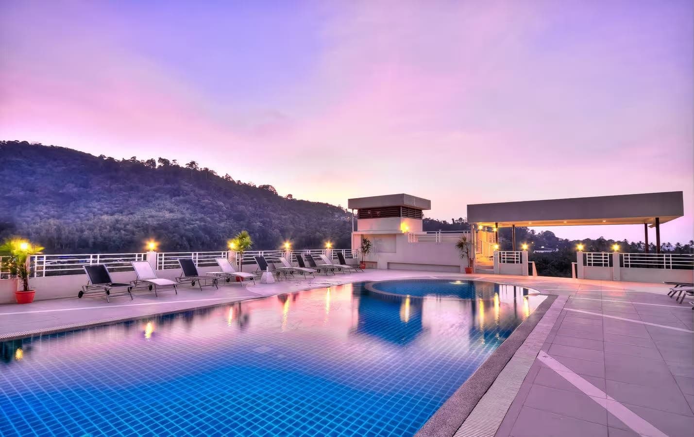 The Ashlee Plaza Patong Hotel & Spa